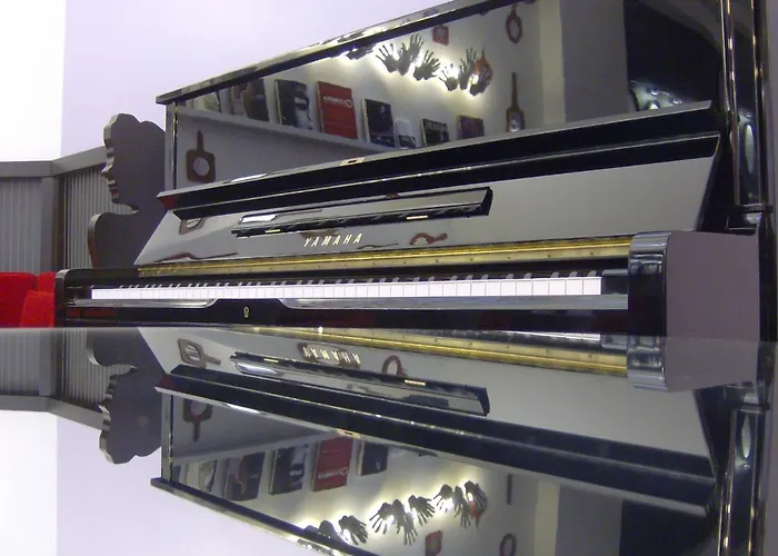 Du Triangle D'or Paris