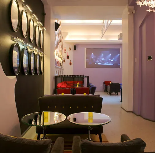 Du Triangle D'or 3* Paris