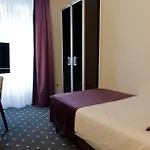 Du Triangle D'or Otel