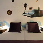 Du Triangle D'or 3* Paris