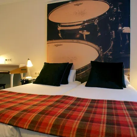 호텔 뒤 트라이앵글 도르 파리