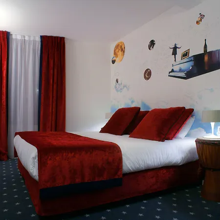 뒤 트라이앵글 도르 호텔 파리