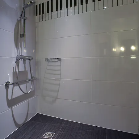 호텔 뒤 트라이앵글 도르 파리