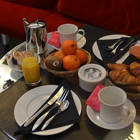 Du Triangle D'or - Proche Madeleine 3*
