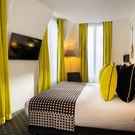 Hotel Du Triangle D'or - Proche Madeleine 3*