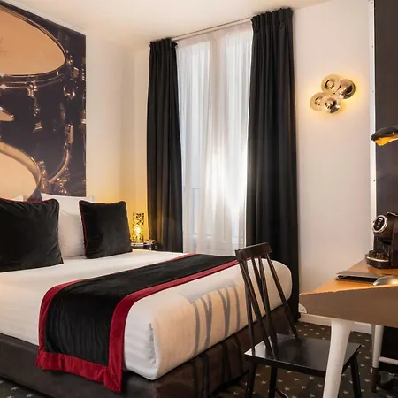 Du Triangle D'or - Proche Madeleine Hotel