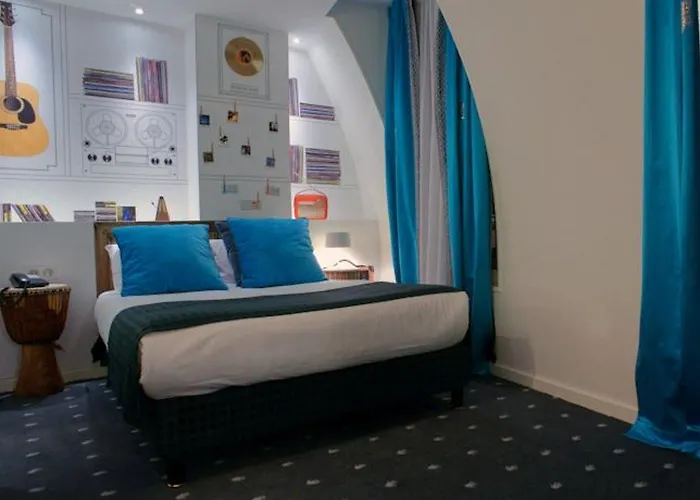 Hotel Du Triangle D'or Paris
