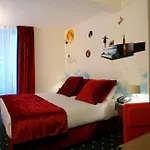 Du Triangle D'or 3* Paris
