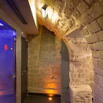 Du Triangle D'or - Proche Madeleine Hotel Parigi
