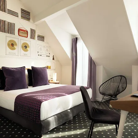 Hotel Du Triangle D'or - Proche Madeleine 3*