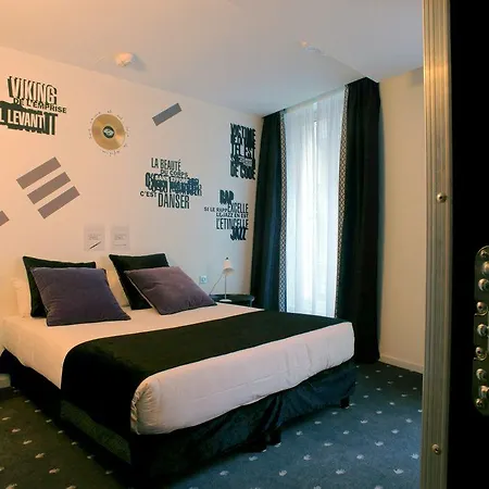 Du Triangle D'or Hotel Paris