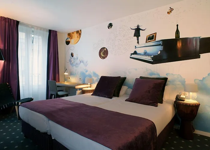 Otel Du Triangle D'or 3*