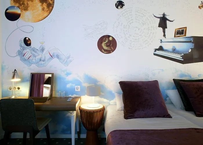 Otel Du Triangle D'or 3*