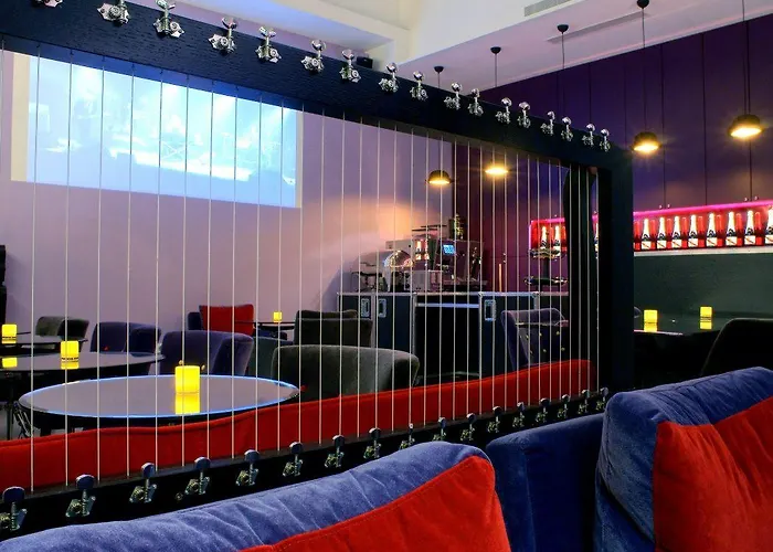 Du Triangle D'or Otel