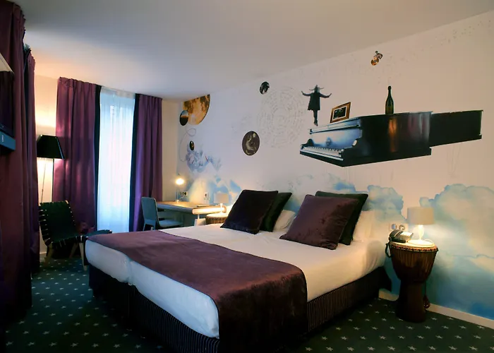 Otel Du Triangle D'or 3*